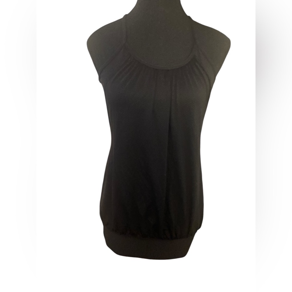 Lululemon black tank/bra size 4 GUC - Picture 4 of 8